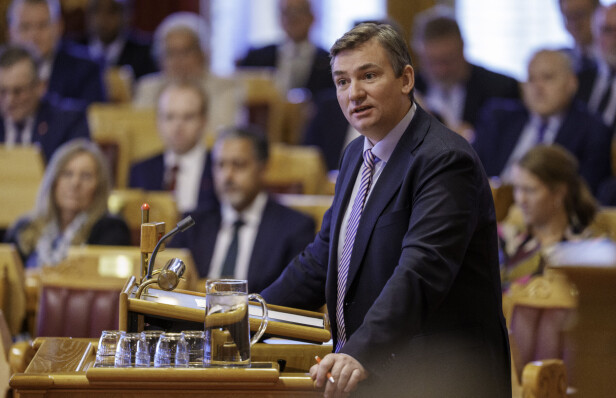 Asheim åpner for å trekke seg helt fra Høyre-ledelsen