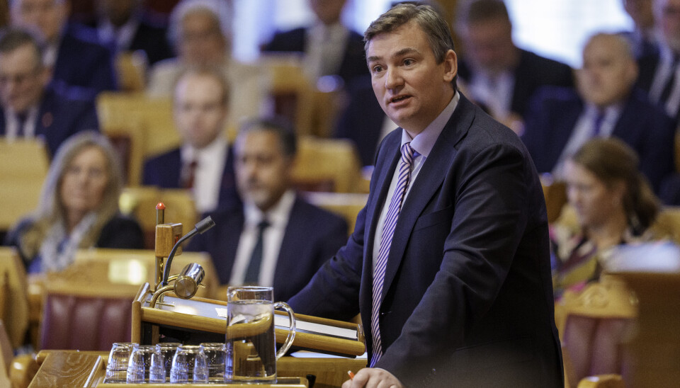 Henrik Asheim sier at han kan være villig til å gå helt ut av partiledelsen i Høyre.